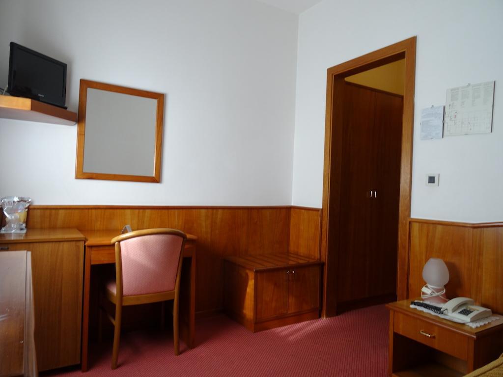 Hotel Roma Cividale del Friuli الغرفة الصورة