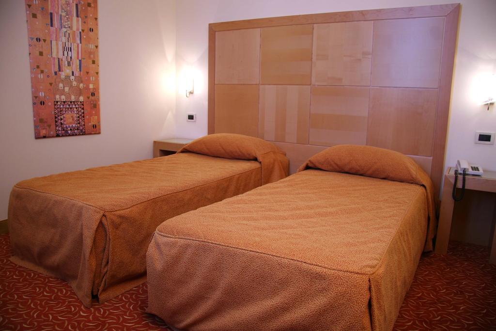 Hotel Roma Cividale del Friuli الغرفة الصورة